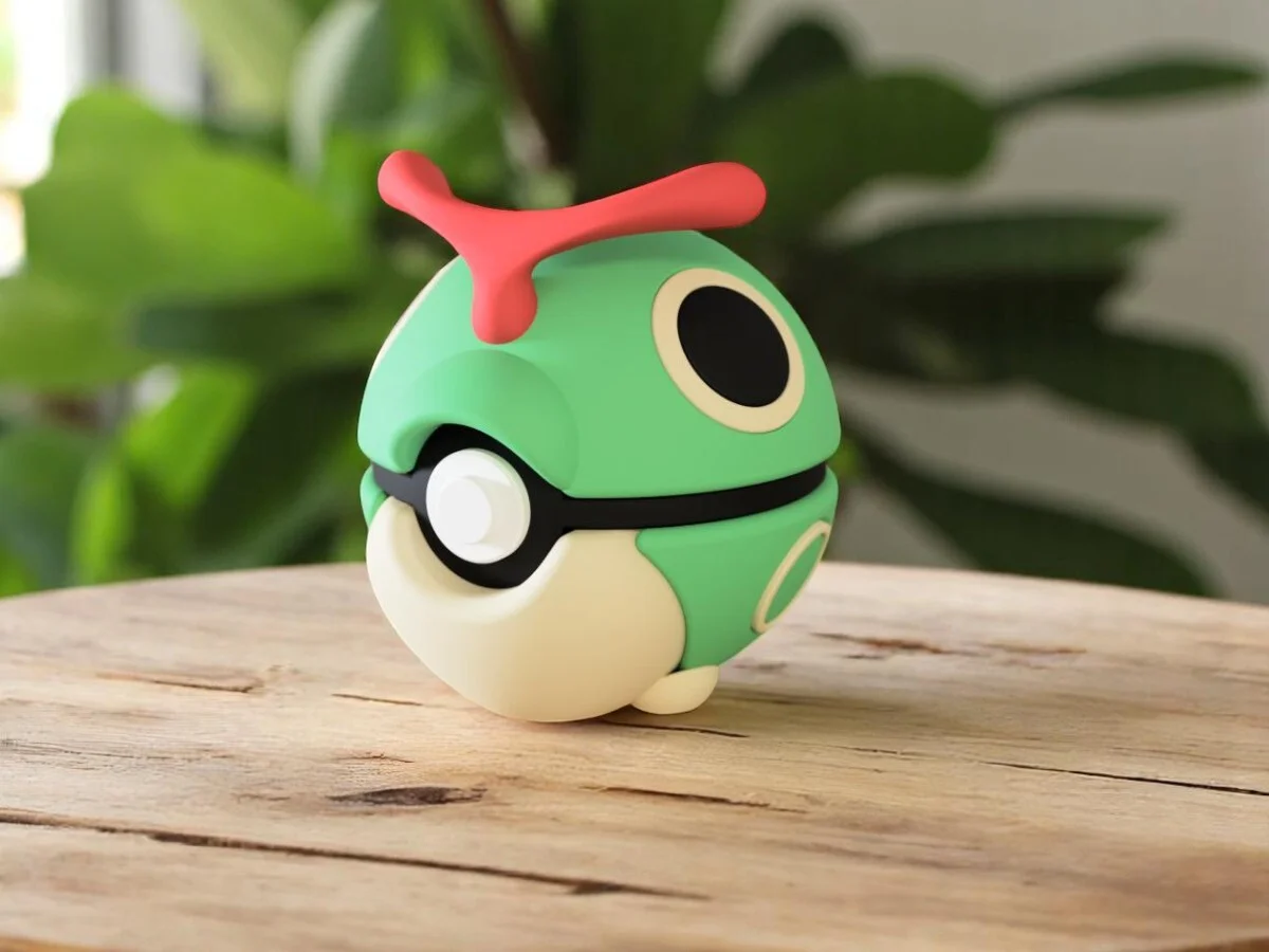 pokeball Chenipan